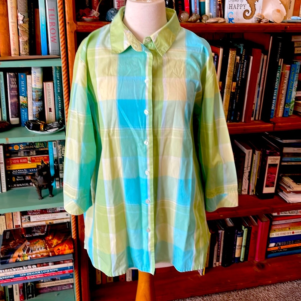 Women’s button down shirt